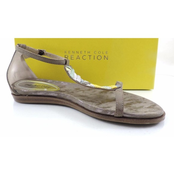 Women's Kenneth Cole Reaction Bon Net T3 Beaded T-Strap Sandals Taupe Size 8.5 - Picture 5 of 10